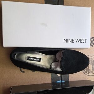 Nine West Elegant Black Flats